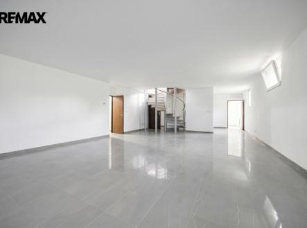 01.jpg | Pronájem - obchodní prostor, 150 m²