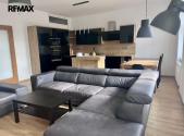 Pronájem bytu, 3+kk, 87 m²