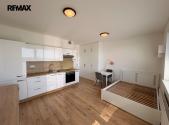 Pronájem bytu, 1+kk, 34 m²