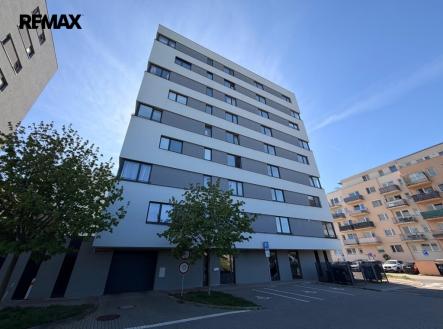img-3142-converted.jpg | Pronájem bytu, 1+kk, 34 m²