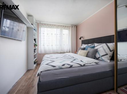 01a-loznice.jpg | Prodej bytu, 4+1, 91 m²