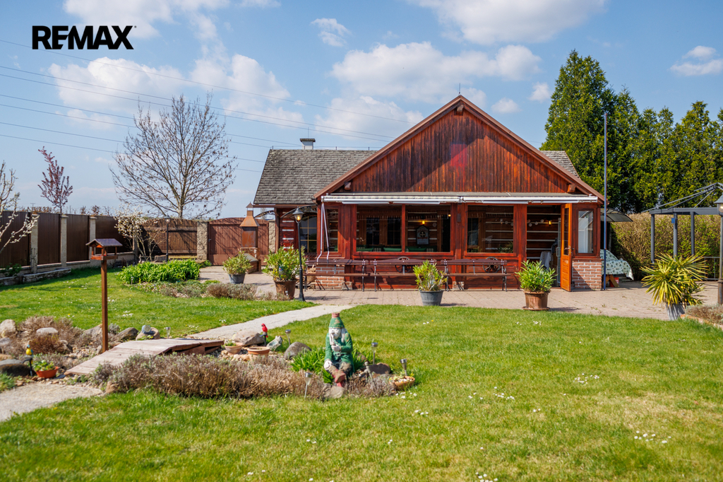 516a8201-hdr.jpg