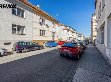 Budova | Prodej - dům/vila, 221 m²