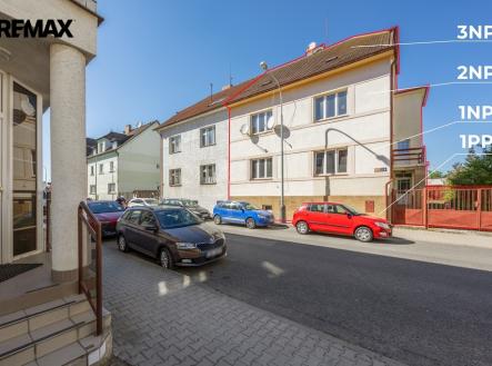 Budova | Prodej - dům/vila, 221 m²