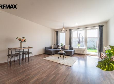 byt-za-lipou-1.jpg | Pronájem bytu, 1+kk, 43 m²
