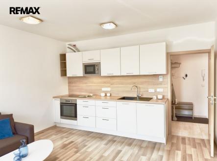 003-2.jpeg | Pronájem bytu, 2+kk, 54 m²