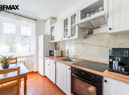 cercany2.jpeg | Prodej bytu, 3+1, 70 m²