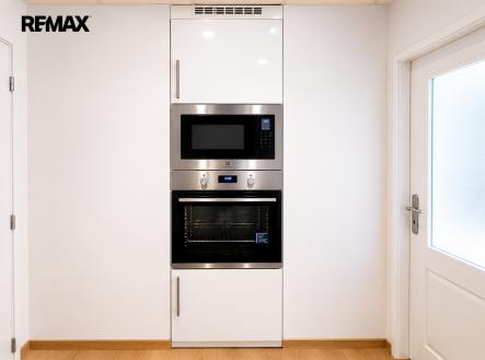 kuchyně spotřebiče | Pronájem bytu, 2+1, 49 m²