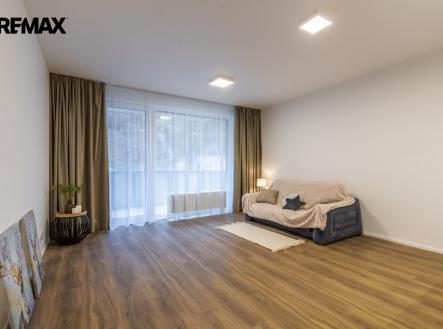 plzenska-57.jpg | Pronájem bytu, 2+kk, 51 m²