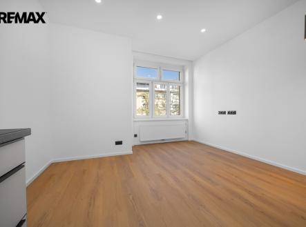 3.jpg | Pronájem bytu, 2+kk, 46 m²