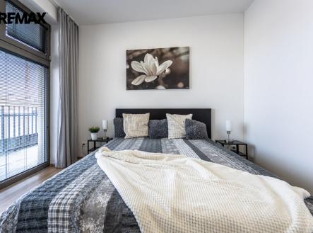 mh7-8794.jpg | Pronájem bytu, 2+kk, 46 m²