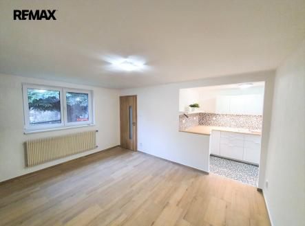 6-obyvak.jpg | Pronájem - dům/vila, 76 m²
