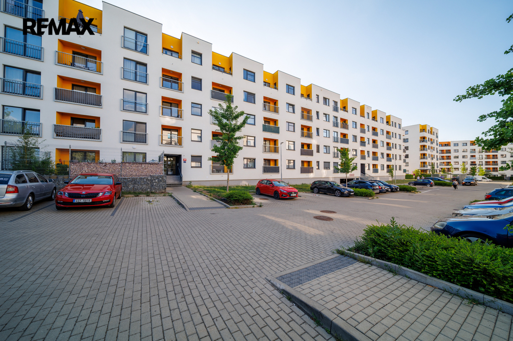 516a2703-hdr.jpg