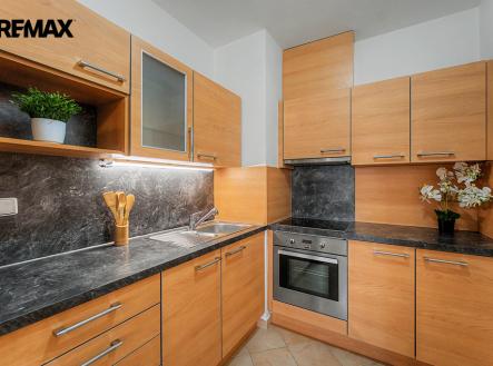 byt-velenovskeho-8.jpg | Prodej bytu, 2+kk, 52 m²