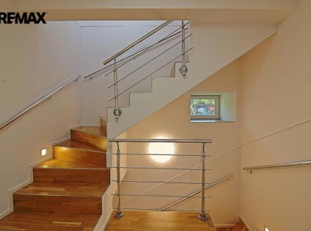 schodiště | Prodej bytu, atypický, 141 m²