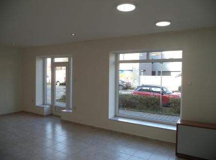 Pronájem - obchodní prostor, 47 m² obrázek