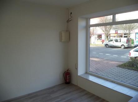 . | Pronájem - obchodní prostor, 47 m²