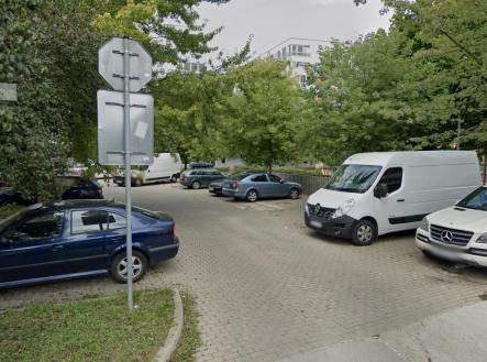 . | Pronájem - malý objekt/garáž