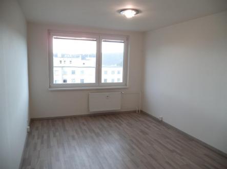 . | Pronájem bytu, 1+kk, 30 m²