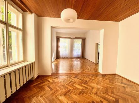 . | Pronájem bytu, 3+1, 121 m²