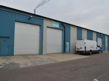 . | Pronájem - skladovací prostor, 126 m²