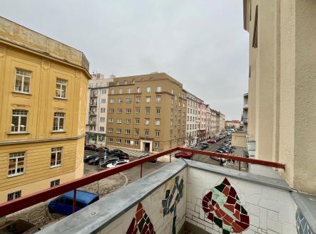 . | Pronájem bytu, 3+kk, 94 m²