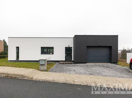   | Prodej - dům/vila, 180 m²