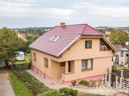   | Prodej - dům/vila, 250 m²