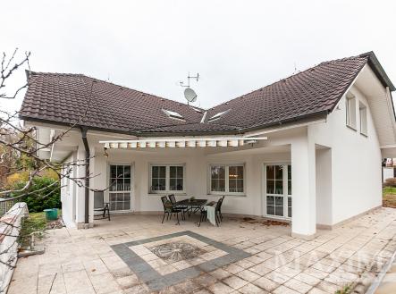   | Prodej - dům/vila, 232 m²