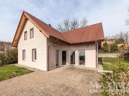   | Prodej - dům/vila, 220 m²