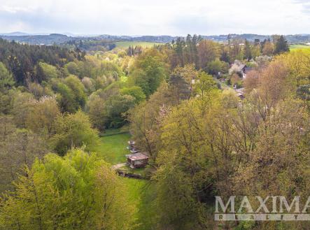   | Prodej - pozemek pro komerční výstavbu, 585 m²