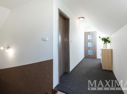   | Prodej - dům/vila, 180 m²