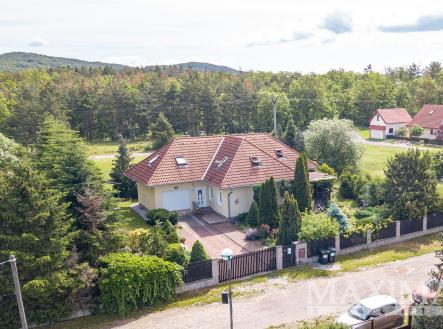   | Prodej - dům/vila, 247 m²