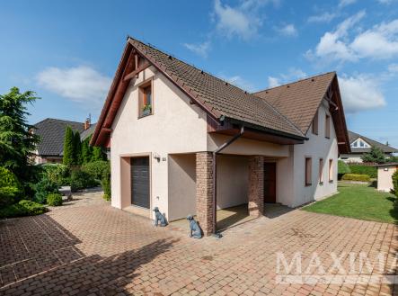   | Prodej - dům/vila, 280 m²