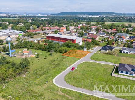   | Prodej - pozemek pro bydlení, 700 m²