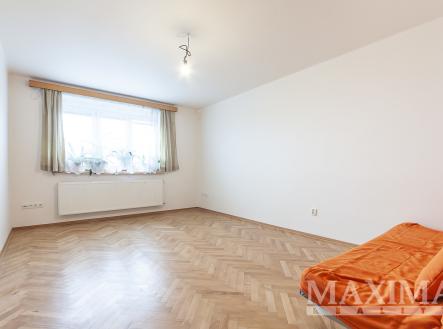   | Pronájem bytu, 2+kk, 57 m²