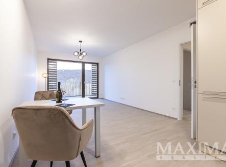   | Pronájem bytu, 2+kk, 58 m²