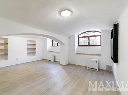   | Pronájem bytu, 1+kk, 33 m²