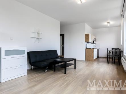   | Pronájem bytu, 2+kk, 62 m²