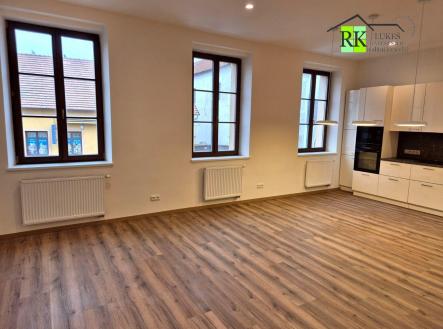 Pronájem bytu, 3+kk, 76 m²
