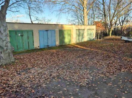 Prodej - malý objekt/garáž