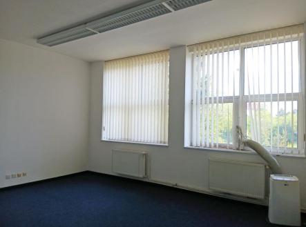 20260521_101258.jpg | Pronájem - kanceláře, 30 m²