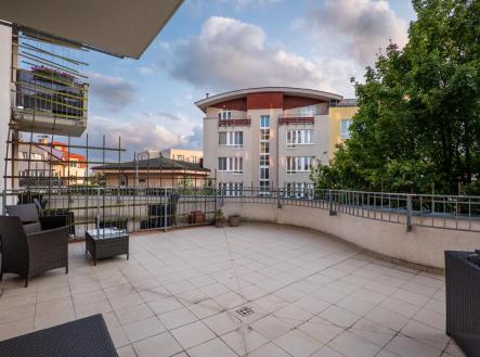 26.jpg | Prodej bytu, 1+kk, 81 m²