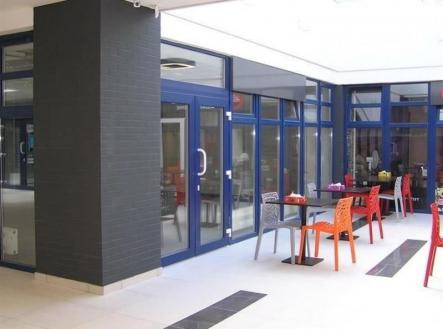 fotografie | Pronájem - obchodní prostor, 100 m²