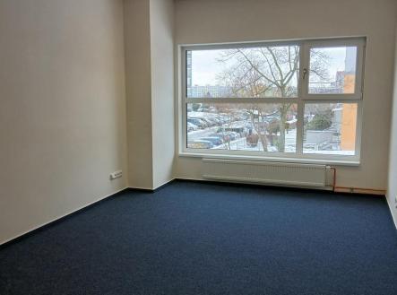 20260217_110111.jpg | Pronájem - kanceláře, 18 m²
