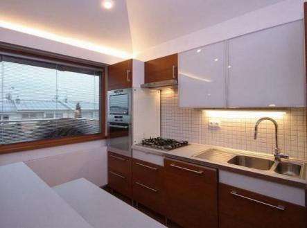 9.jpg | Pronájem bytu, 3+kk, 98 m²