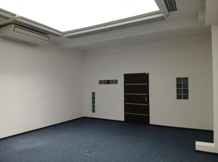 20260521_101104.jpg | Pronájem - kanceláře, 38 m²