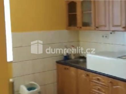 Pronájem bytu, 2+1, 60 m² obrázek