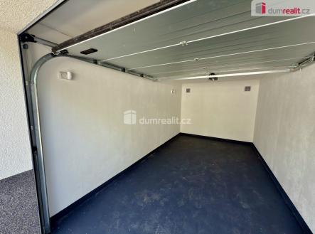 4 | Pronájem - malý objekt/garáž