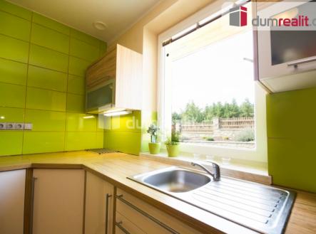 3 | Pronájem - dům/vila, 100 m²